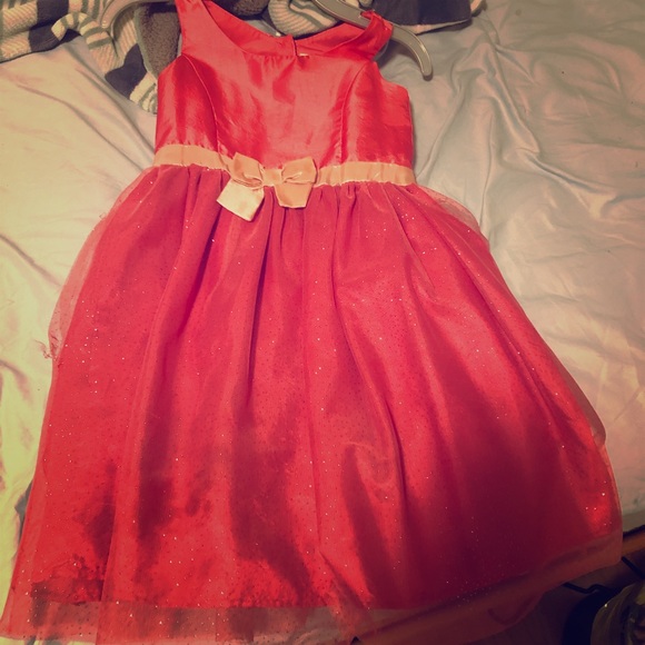 Party dresses - Picture 2 of 3